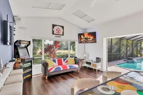 4305 Highland Oaks Circle Sarasota FL 34235