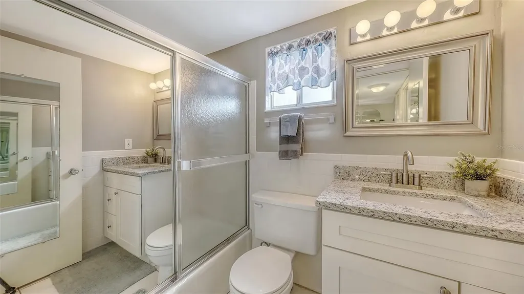 3647 Lake Bayshore Drive Bradenton FL 34205