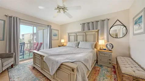 3647 Lake Bayshore Drive Bradenton FL 34205