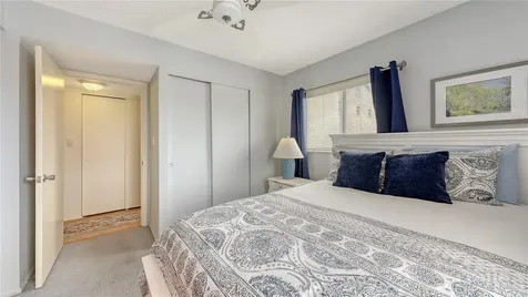 3647 Lake Bayshore Drive Bradenton FL 34205