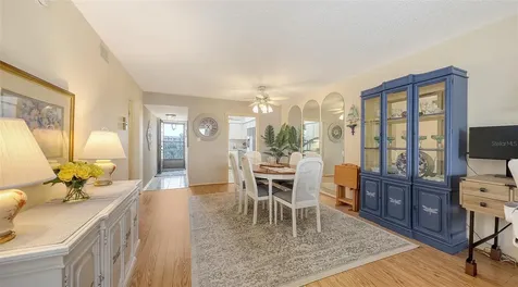 3647 Lake Bayshore Drive Bradenton FL 34205