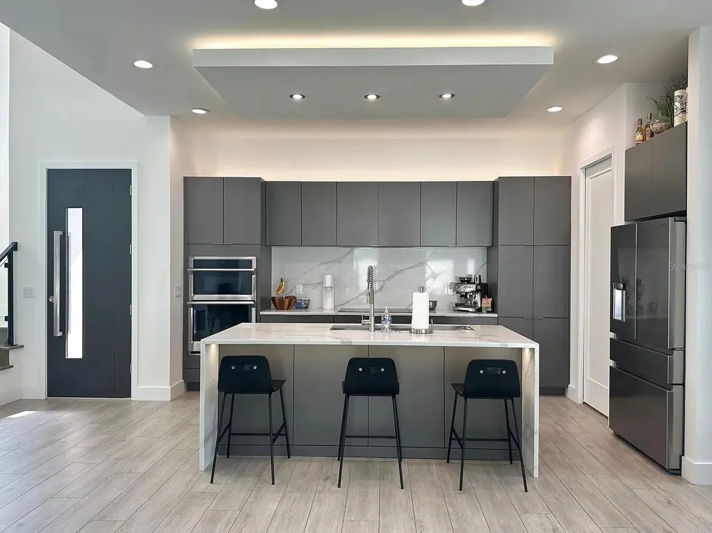 4217 W Arch Street Tampa FL 33607