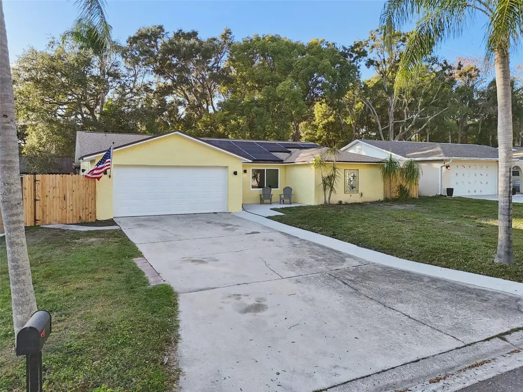 2195 Glen Drive Safety Harbor FL 34695