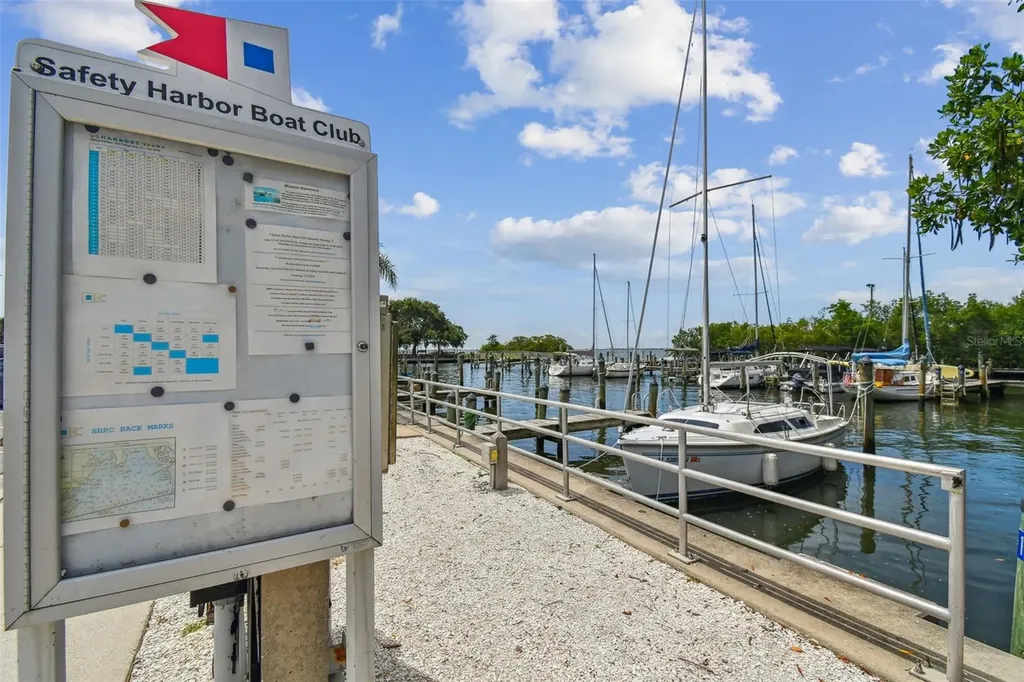 2195 Glen Drive Safety Harbor FL 34695
