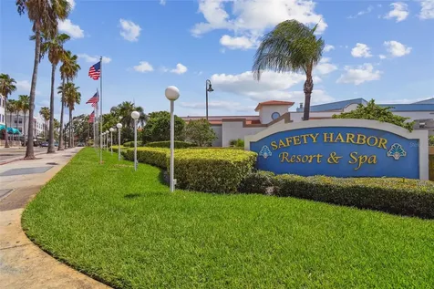 2195 Glen Drive Safety Harbor FL 34695