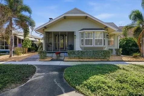 924 18th Avenue N St Petersburg FL 33704