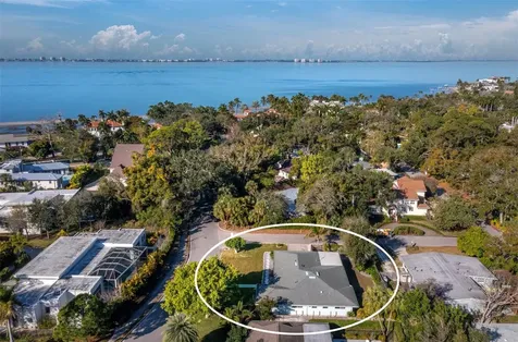 561 Corwood Drive Sarasota FL 34234