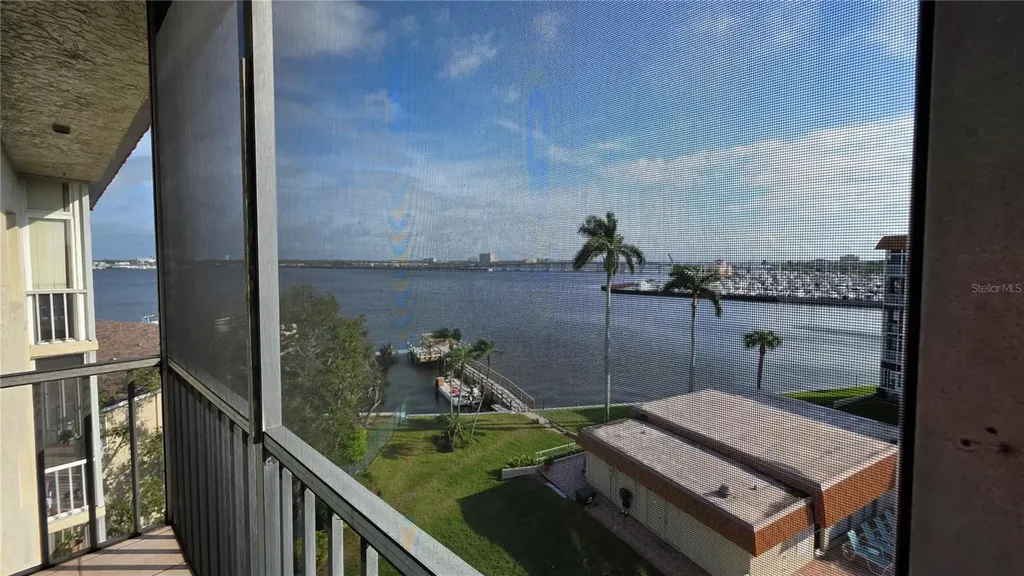 1650 1st Avenue W Bradenton FL 34205