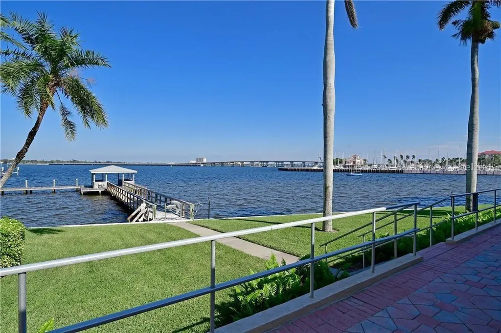 1650 1st Avenue W Bradenton FL 34205