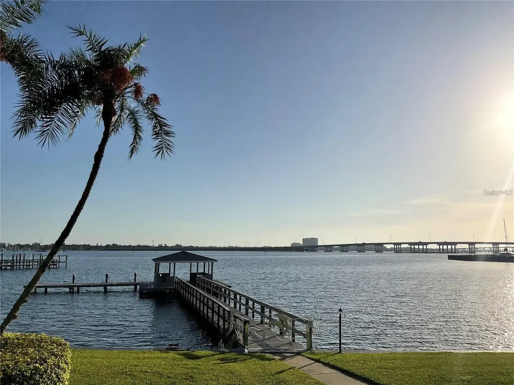 1650 1st Avenue W Bradenton FL 34205
