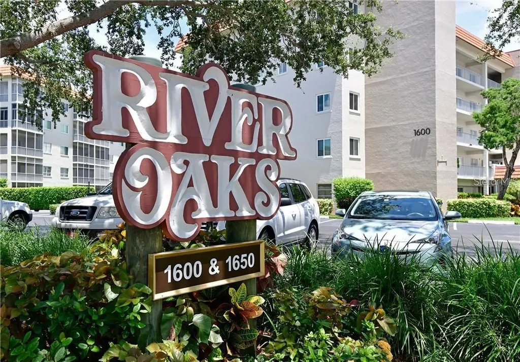 1650 1st Avenue W Bradenton FL 34205