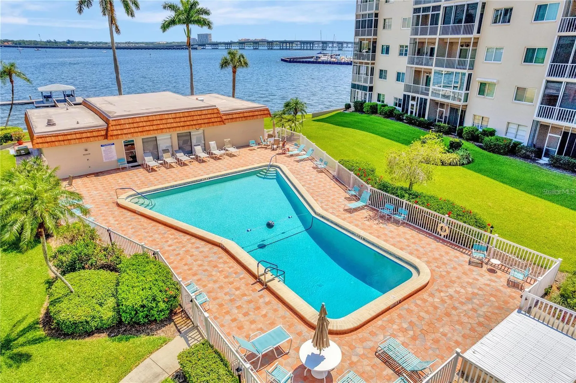 1650 1st Avenue W Bradenton FL 34205