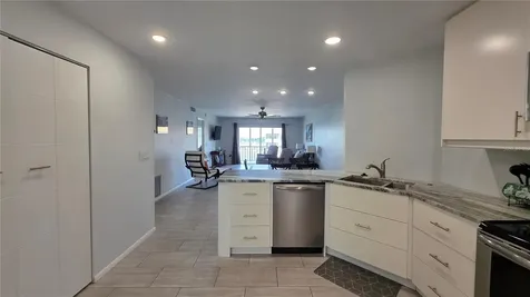 1650 1st Avenue W Bradenton FL 34205