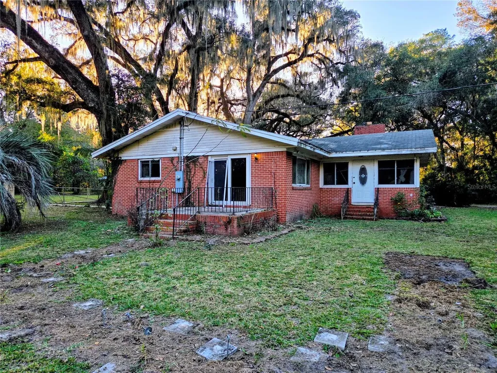 17427 SE County Road 234 Micanopy FL 32667