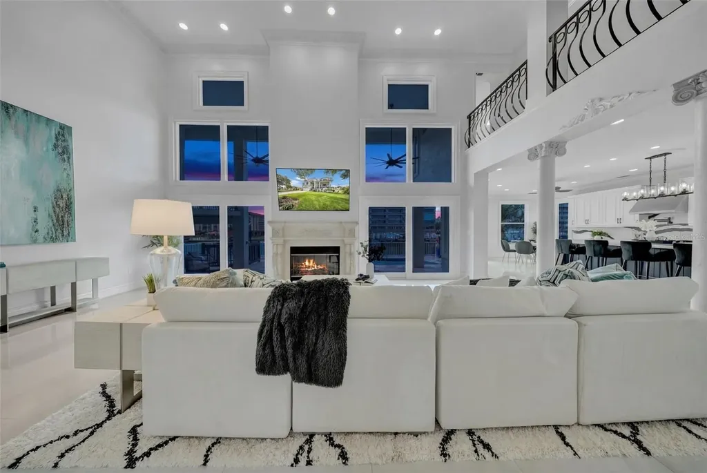 124 Leeward Island Clearwater Beach FL 33767