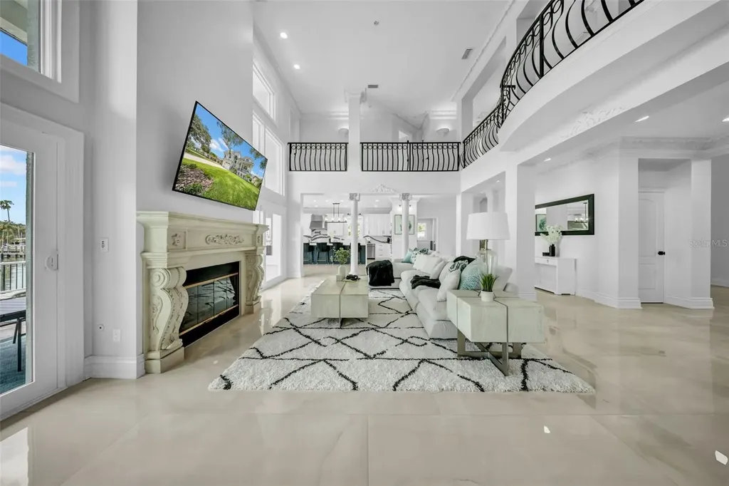 124 Leeward Island Clearwater Beach FL 33767
