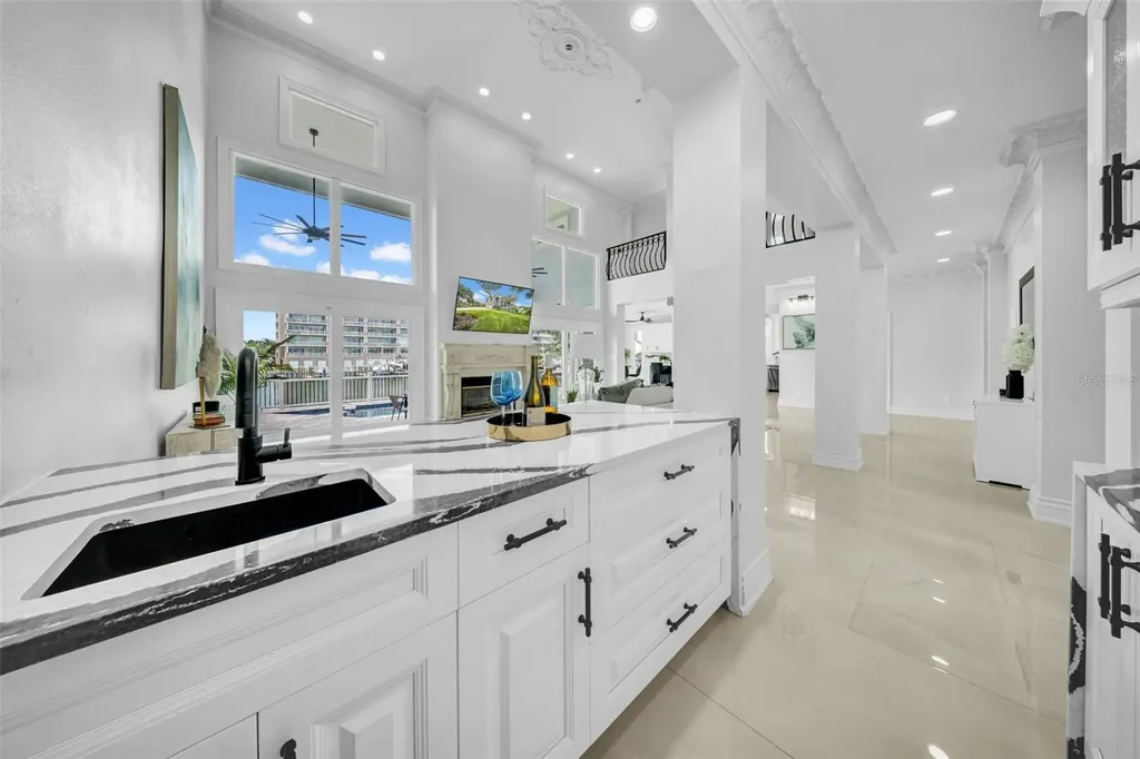 124 Leeward Island Clearwater Beach FL 33767