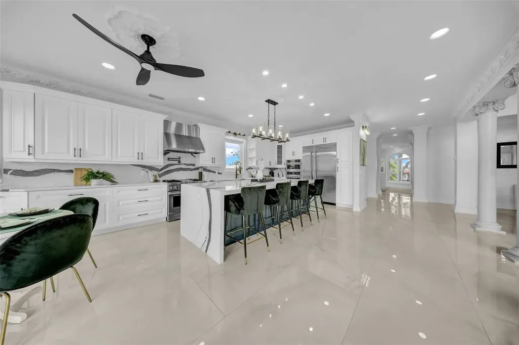 124 Leeward Island Clearwater Beach FL 33767