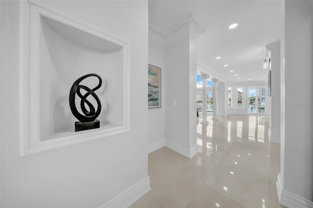 124 Leeward Island Clearwater Beach FL 33767