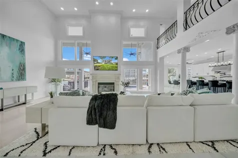 124 Leeward Island Clearwater Beach FL 33767