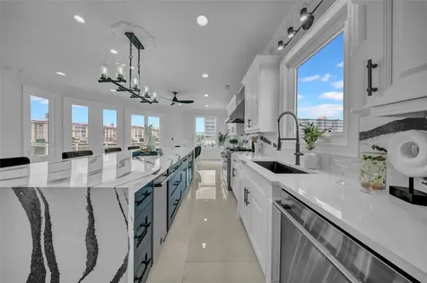 124 Leeward Island Clearwater Beach FL 33767