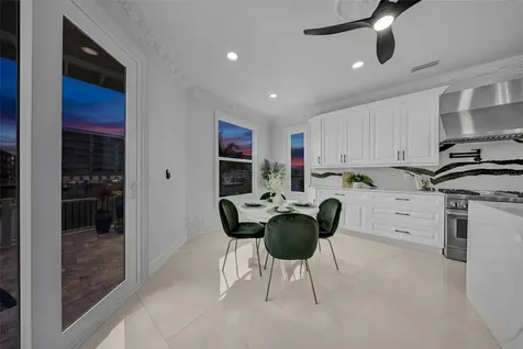 124 Leeward Island Clearwater Beach FL 33767