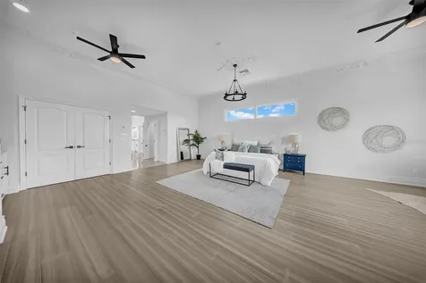 124 Leeward Island Clearwater Beach FL 33767