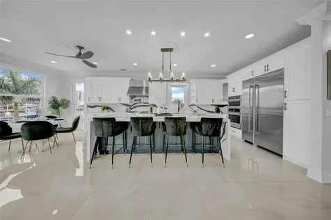 124 Leeward Island Clearwater Beach FL 33767