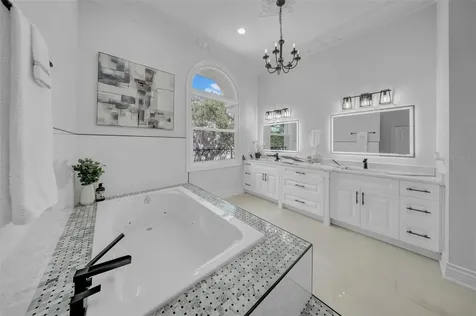 124 Leeward Island Clearwater Beach FL 33767