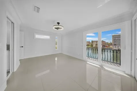 124 Leeward Island Clearwater Beach FL 33767
