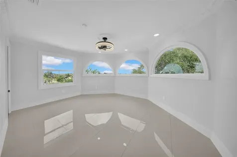 124 Leeward Island Clearwater Beach FL 33767