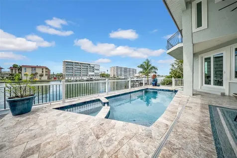 124 Leeward Island Clearwater Beach FL 33767
