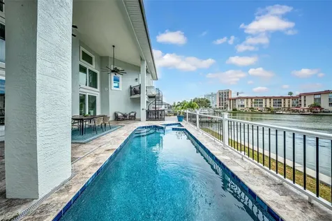 124 Leeward Island Clearwater Beach FL 33767