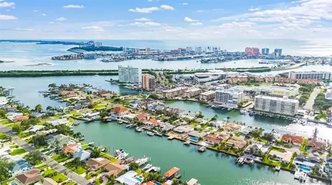 124 Leeward Island Clearwater Beach FL 33767