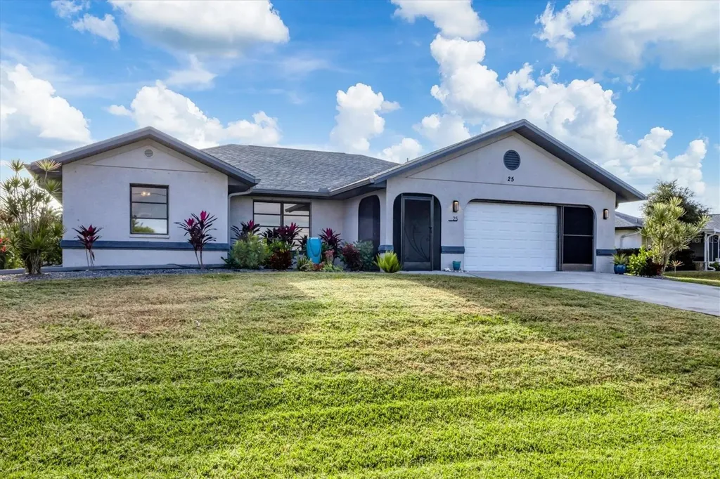 25 Bunker Court Rotonda West FL 33947