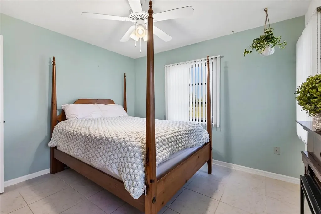25 Bunker Court Rotonda West FL 33947