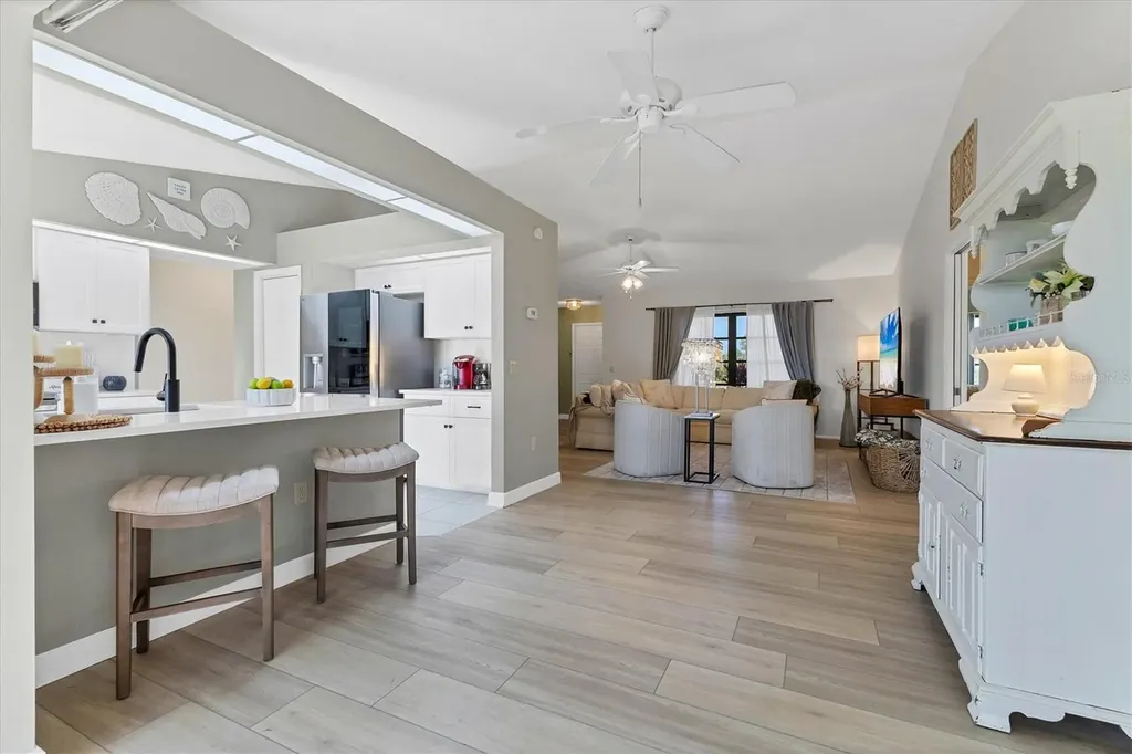 25 Bunker Court Rotonda West FL 33947