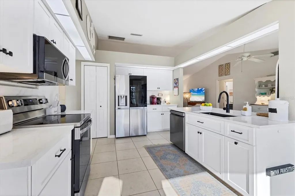 25 Bunker Court Rotonda West FL 33947