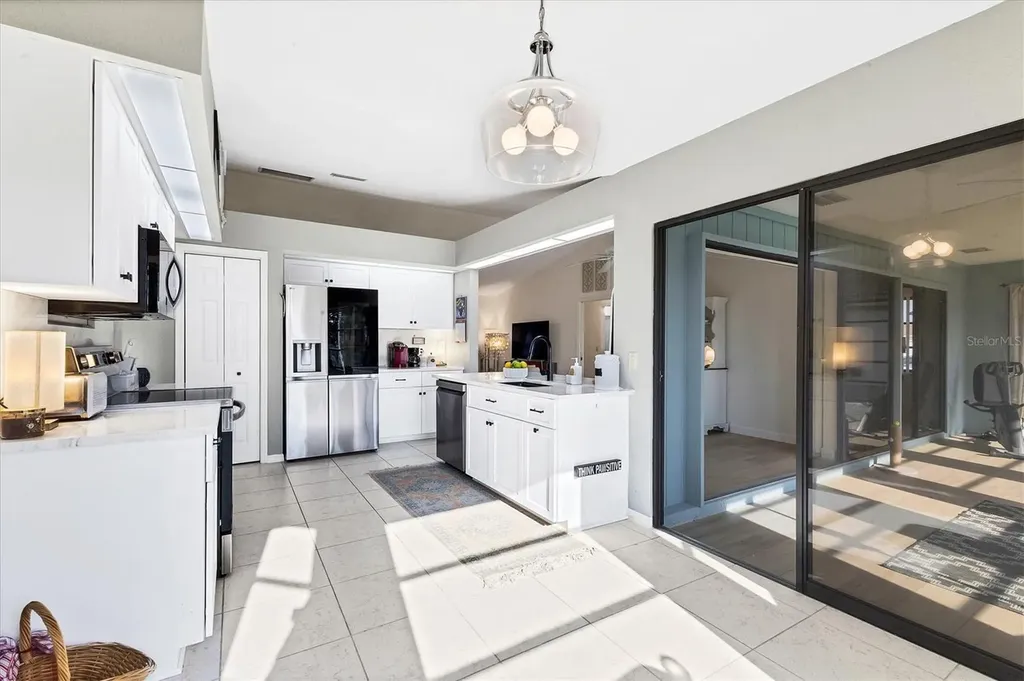 25 Bunker Court Rotonda West FL 33947