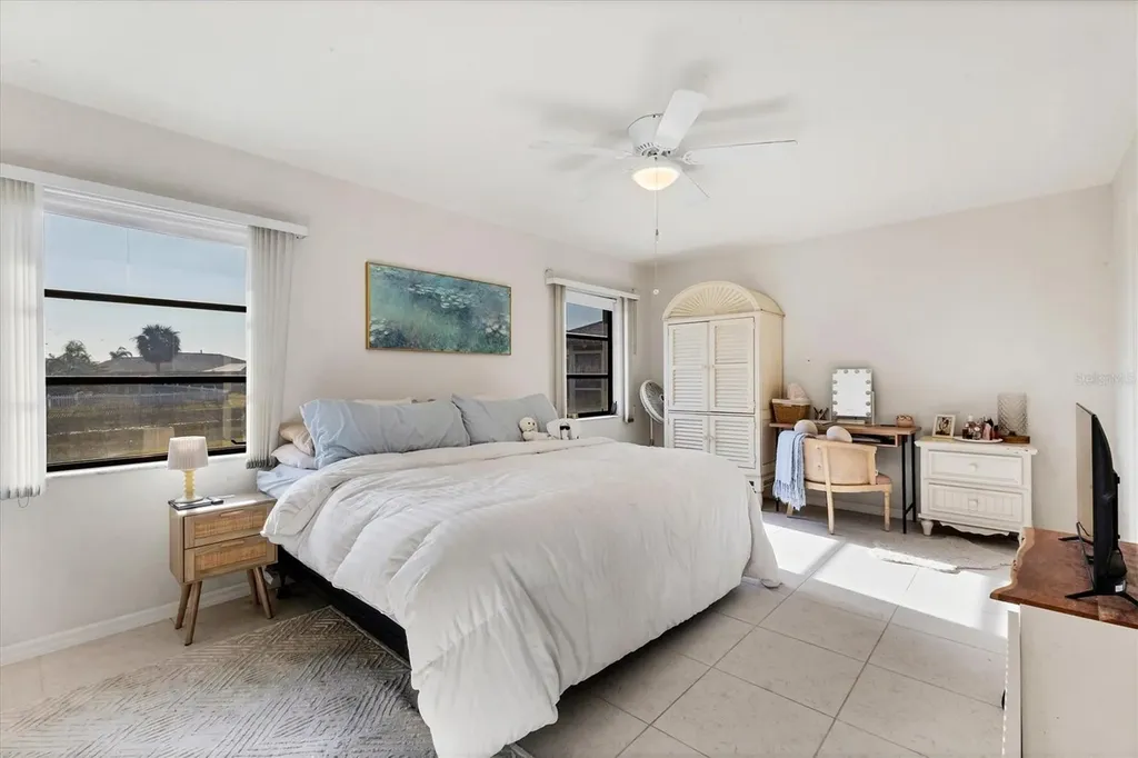 25 Bunker Court Rotonda West FL 33947