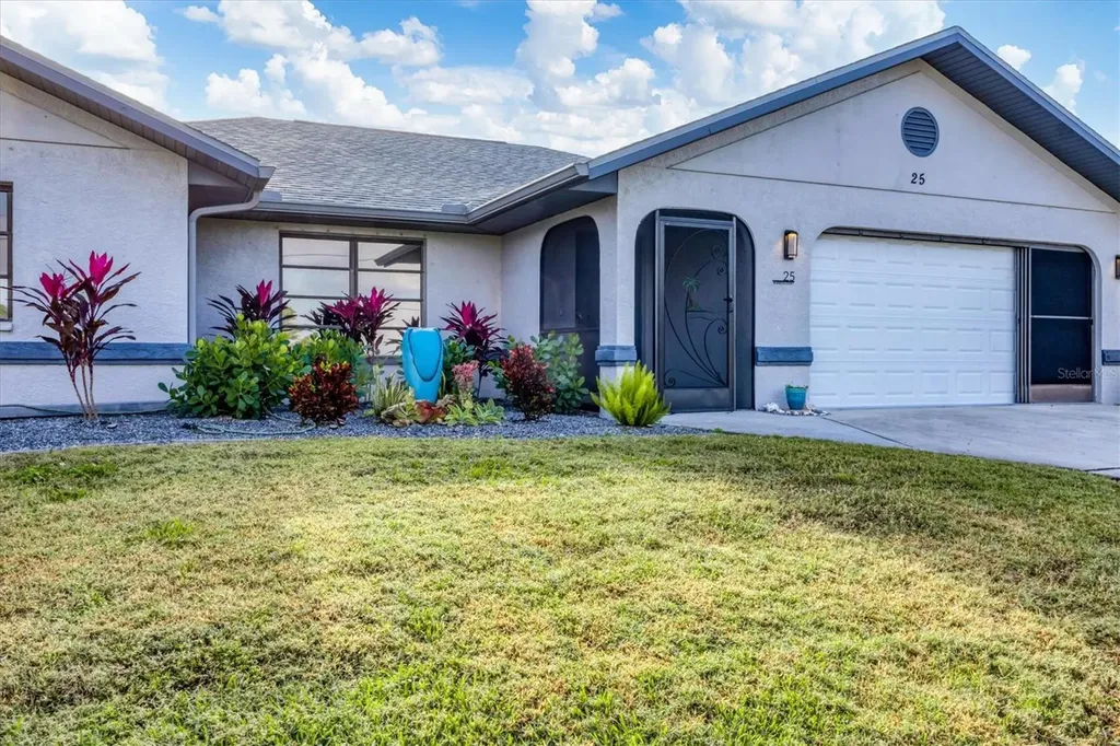 25 Bunker Court Rotonda West FL 33947