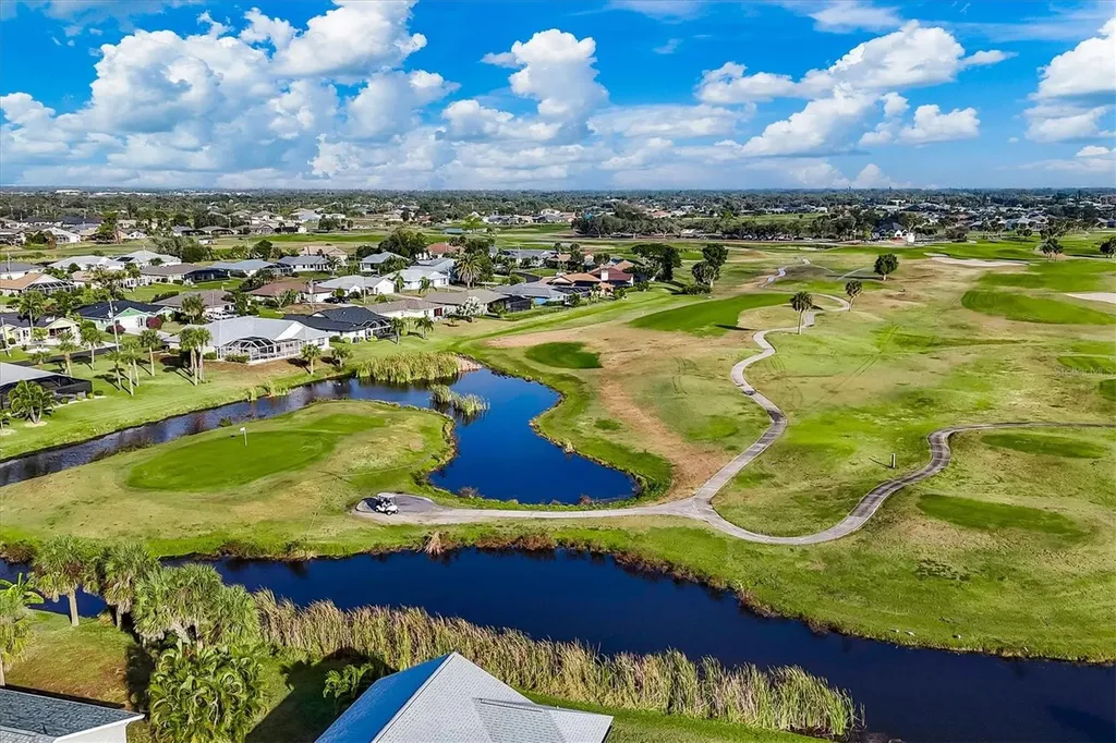 25 Bunker Court Rotonda West FL 33947