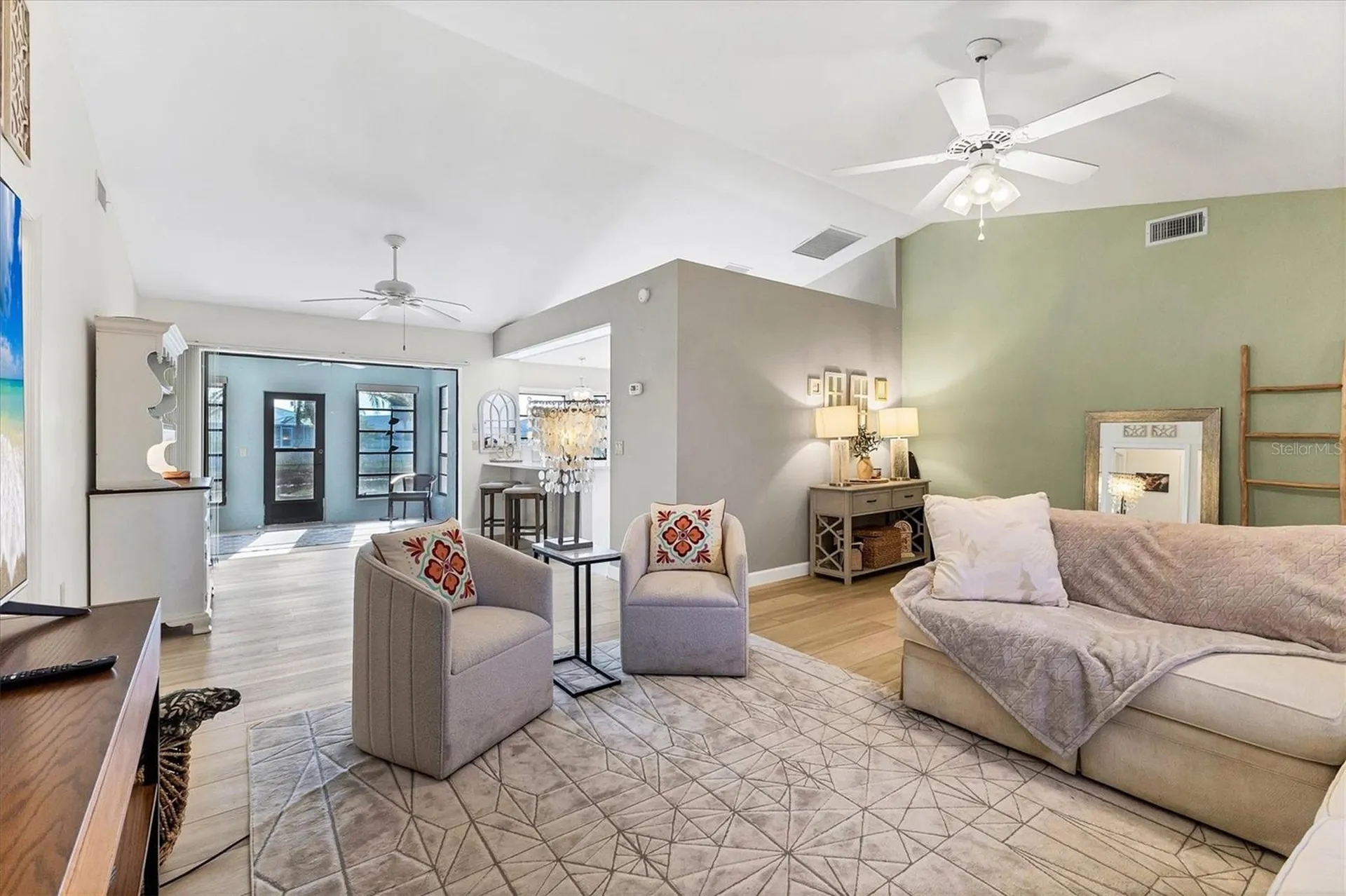 25 Bunker Court Rotonda West FL 33947