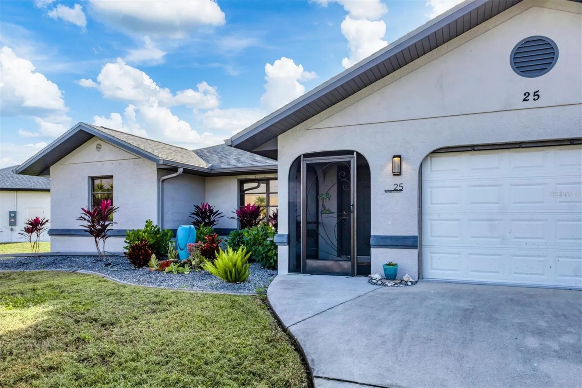 25 Bunker Court Rotonda West FL 33947