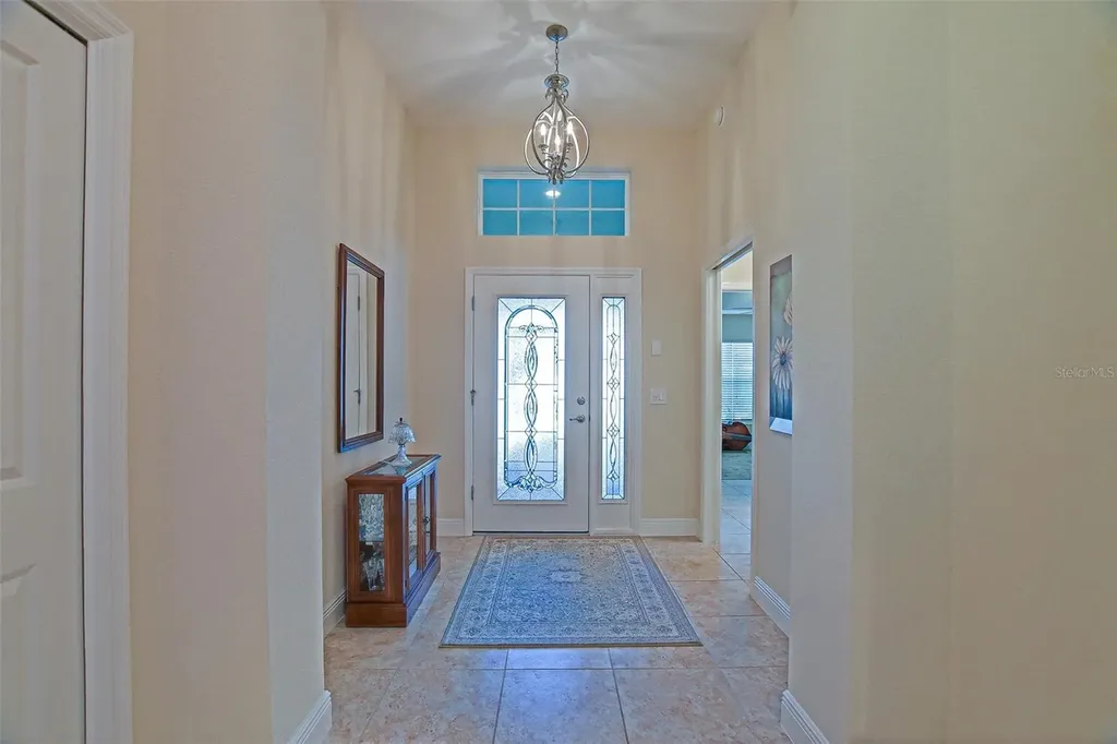 10158 Julia Isles Avenue Oxford FL 34484