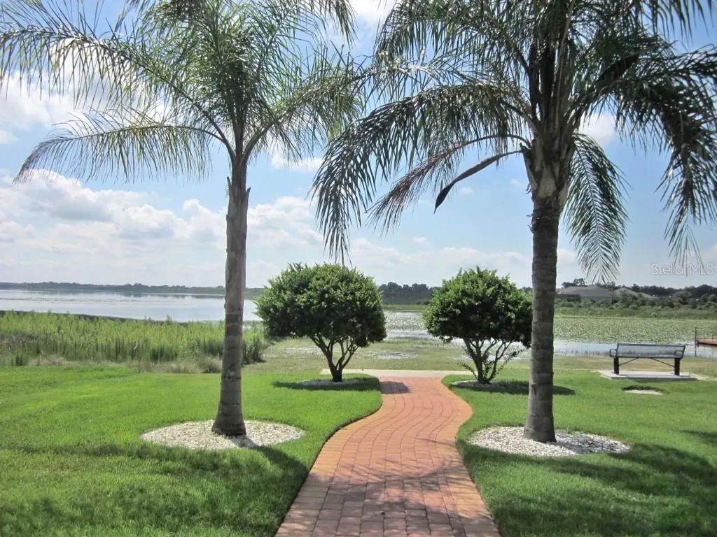 10158 Julia Isles Avenue Oxford FL 34484