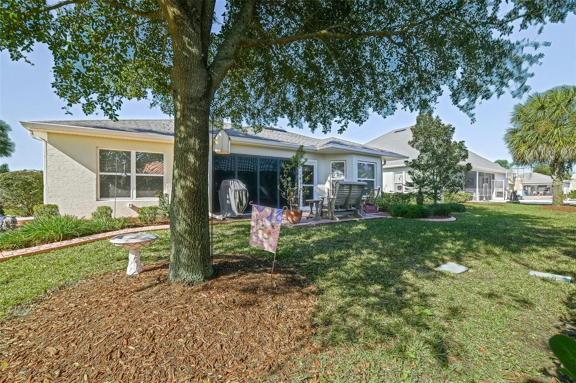 10158 Julia Isles Avenue Oxford FL 34484