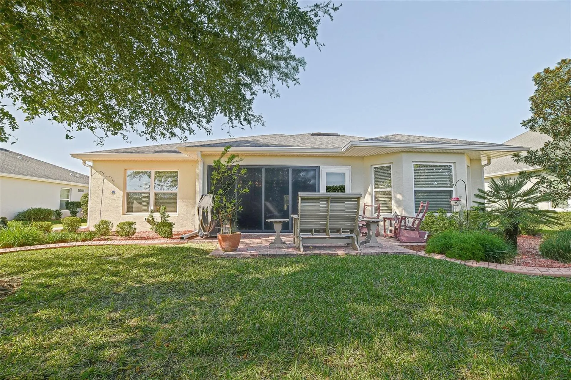 10158 Julia Isles Avenue Oxford FL 34484