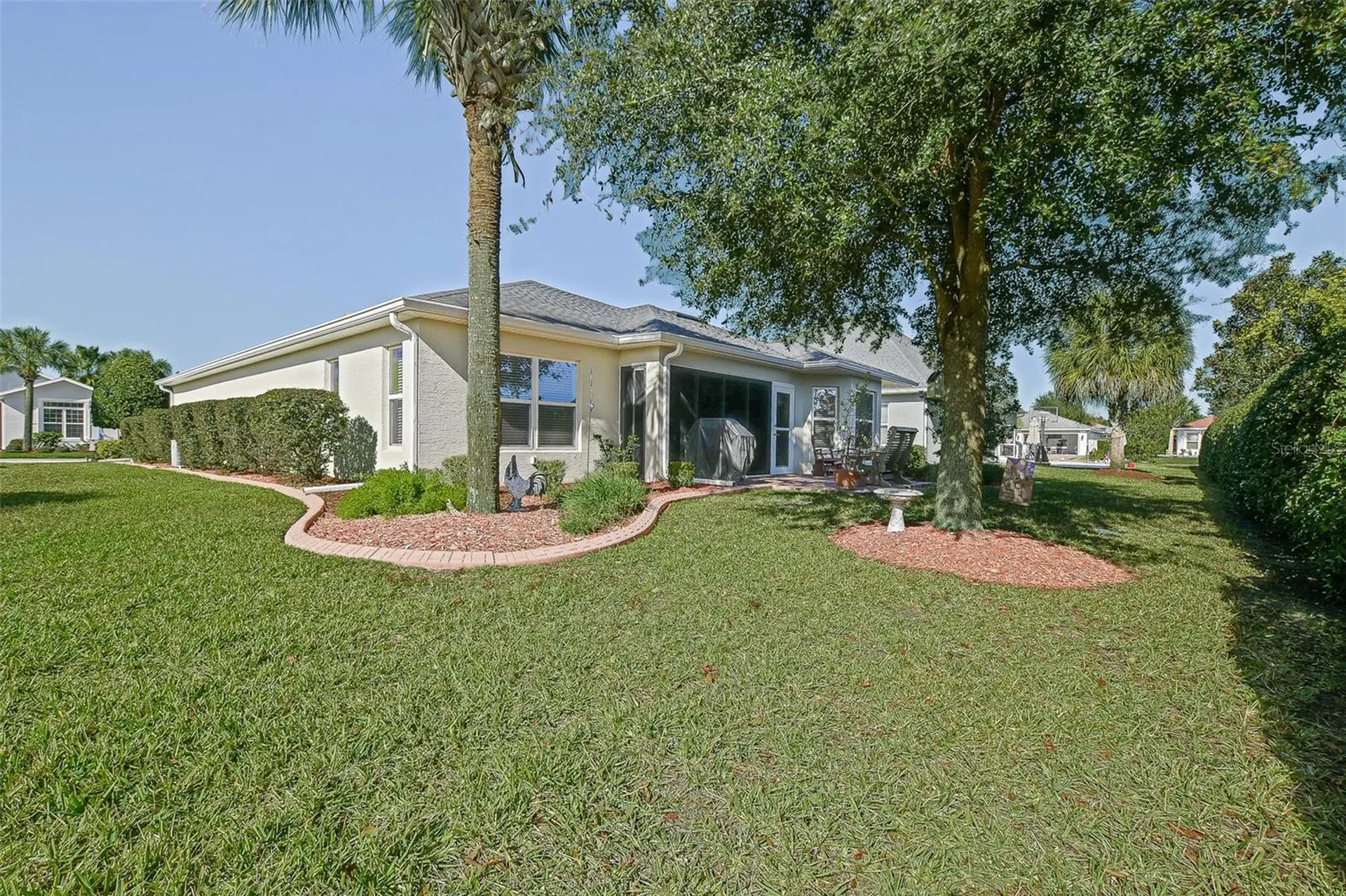 10158 Julia Isles Avenue Oxford FL 34484