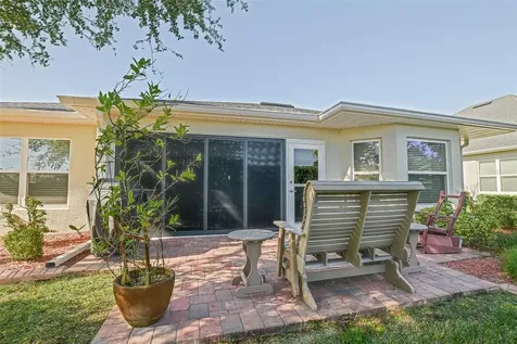 10158 Julia Isles Avenue Oxford FL 34484